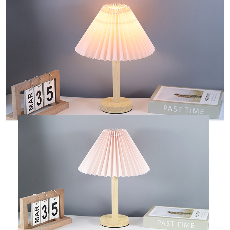 Contemporary Scandinavian Pleated Fan Round Fabric Solid Wood 1-Light Table Lamp For Living Room