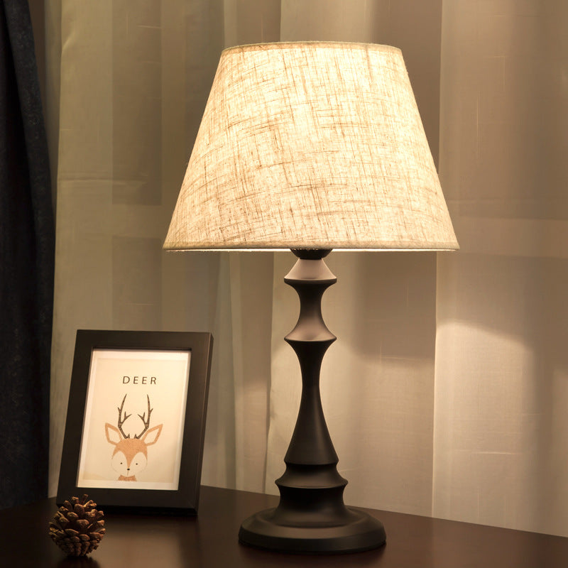 Contemporary Scandinavian Water Drops Scalloped Round Fabric Iron 1-Light Table Lamp For Living Room