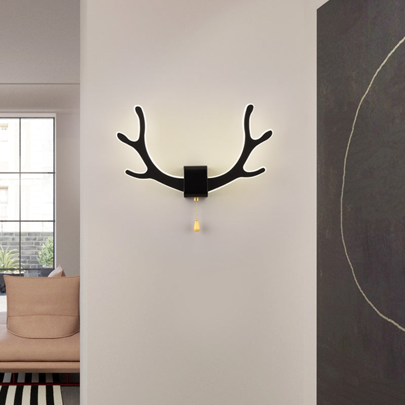 مصباح حائط LED مصنوع من الحديد الأكريليكي بتصميم مربع على شكل قرون الوعل لغرفة المعيشة 