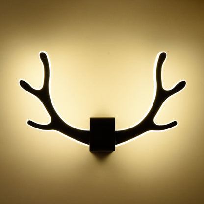 مصباح حائط LED مصنوع من الحديد الأكريليكي بتصميم مربع على شكل قرون الوعل لغرفة المعيشة 