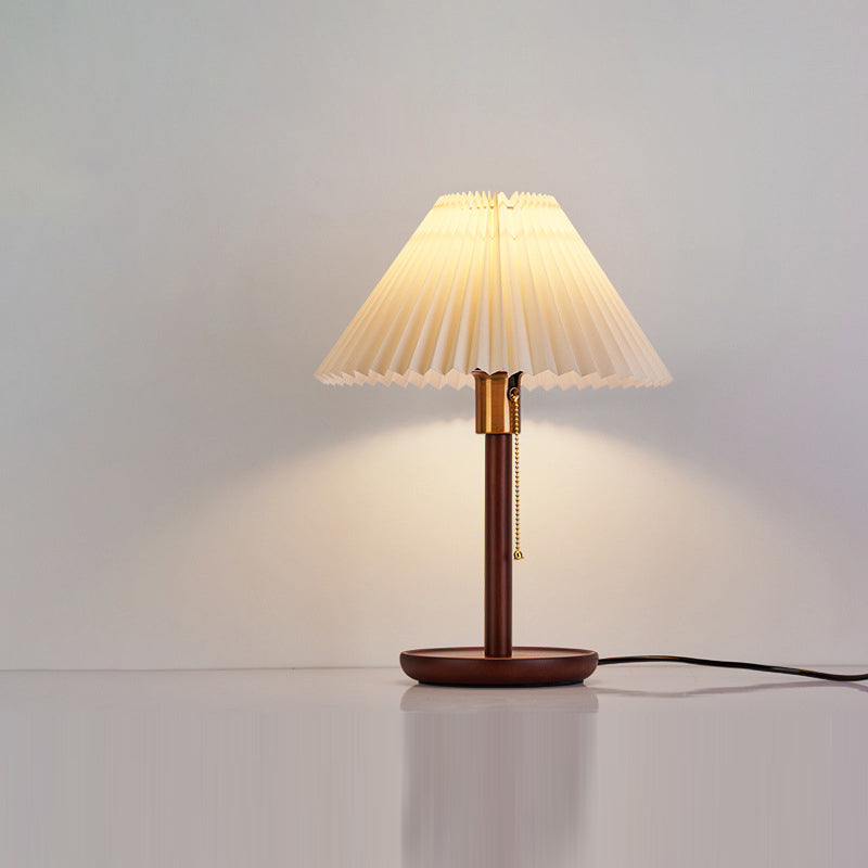 Traditional Vintage Scalloped Pleated Round PVC Solid Wood 1-Light Table Lamp For Living Room