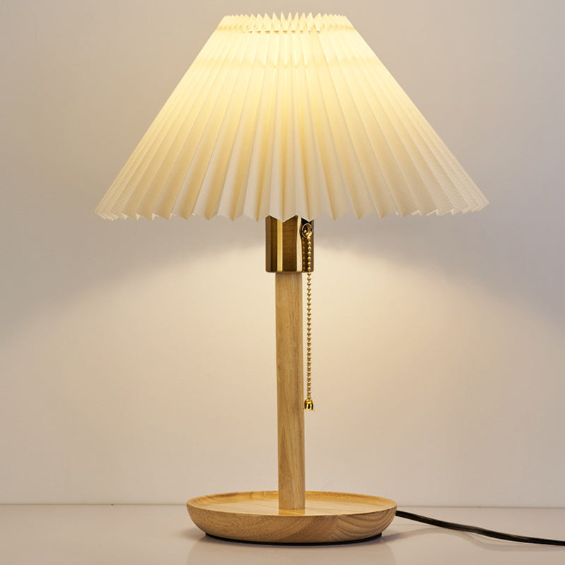 Traditional Vintage Scalloped Pleated Round PVC Solid Wood 1-Light Table Lamp For Living Room