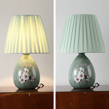 Traditional Chinese Flower Pattern Round Fan Fabric Ceramic 1-Light Table Lamp For Living Room