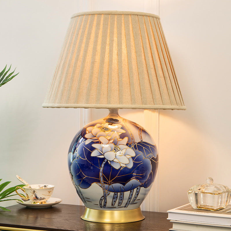 Traditional Vintage Scalloped Round Lotus Flower Fabric Ceramic Metal 1-Light Table Lamp For Living Room