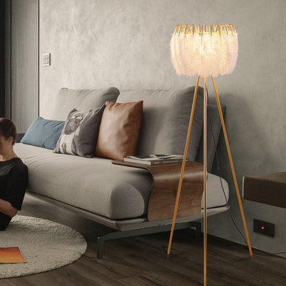 Contemporary Creative Curved Round Natural Feather Iron 1-Light Standing Floor Lamp For Living Room