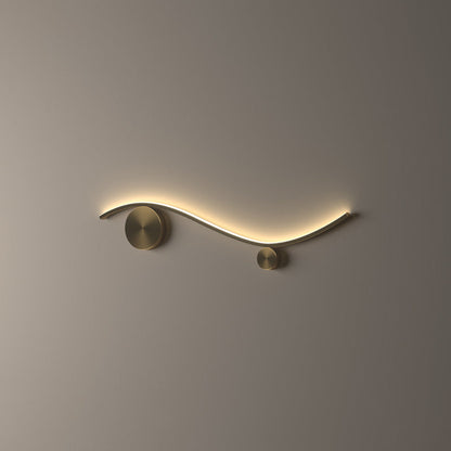 مصباح حائط LED دائري مموج من النحاس والسيليكون بتصميم عصري بسيط للممر 