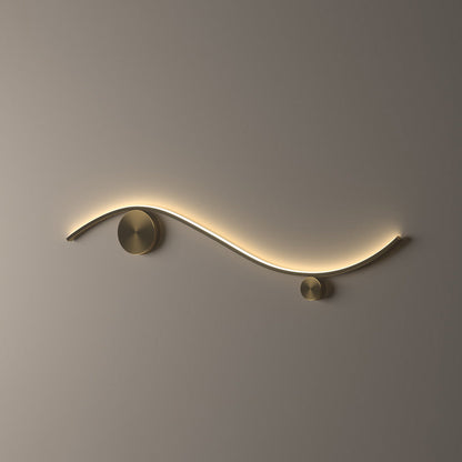 مصباح حائط LED دائري مموج من النحاس والسيليكون بتصميم عصري بسيط للممر 