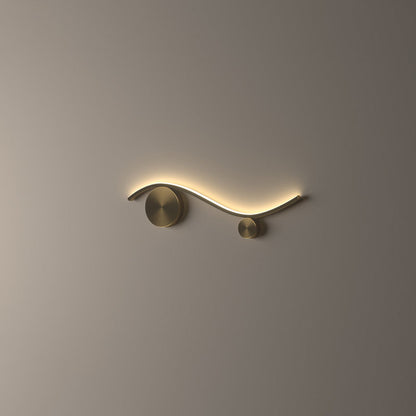 مصباح حائط LED دائري مموج من النحاس والسيليكون بتصميم عصري بسيط للممر 