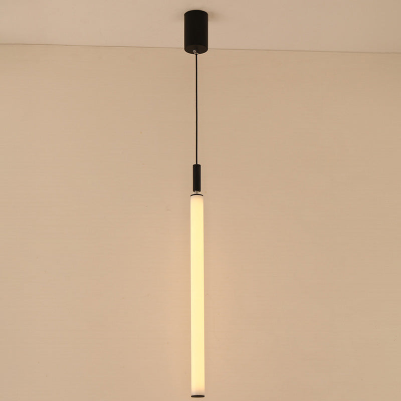 مصباح LED معلق من شريط أكريليك من الألومنيوم بتصميم عصري بسيط بجانب السرير 