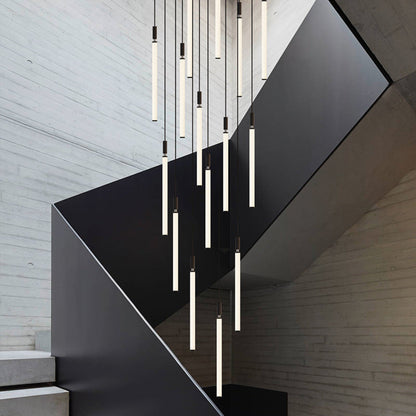 مصباح LED معلق من شريط أكريليك من الألومنيوم بتصميم عصري بسيط بجانب السرير 