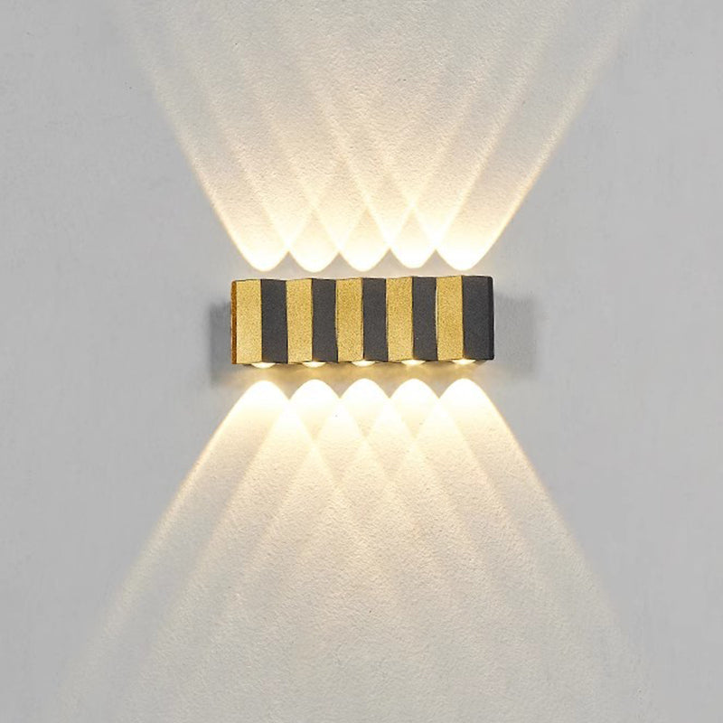 Modern Simplicity Waterproof Aluminum Rectangular Bent Up And Down LED Wall Sconce Lamp For Outdoor Patio