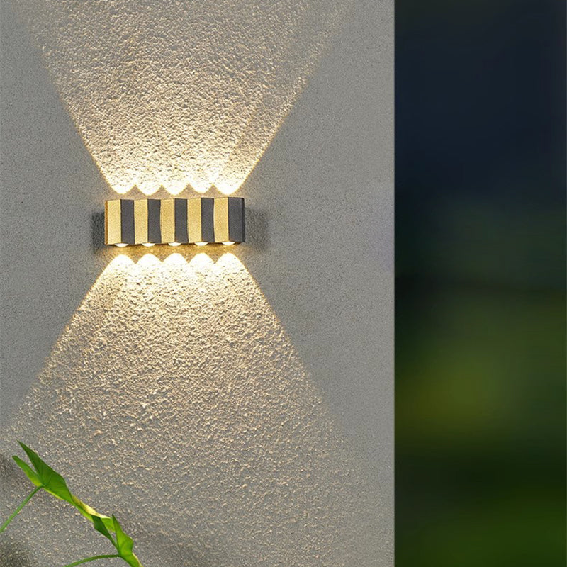 Modern Simplicity Waterproof Aluminum Rectangular Bent Up And Down LED Wall Sconce Lamp For Outdoor Patio