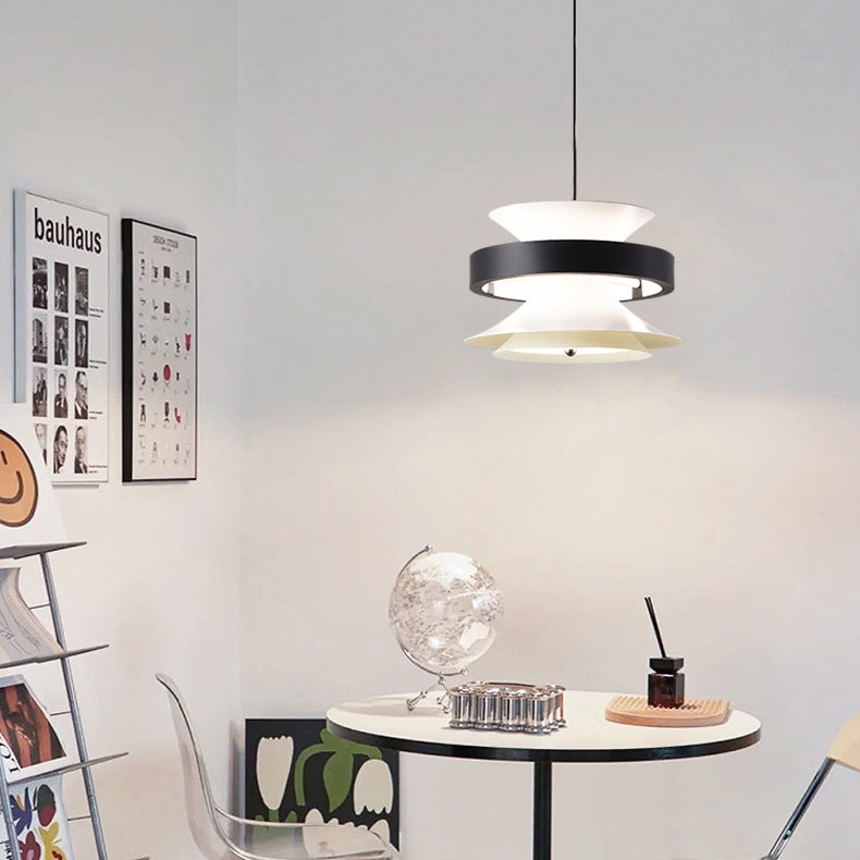مصباح LED معلق بتصميم جيروسكوب حلقي متحرك مصنوع من الحديد والألومنيوم والأكريليك لغرفة الطعام 