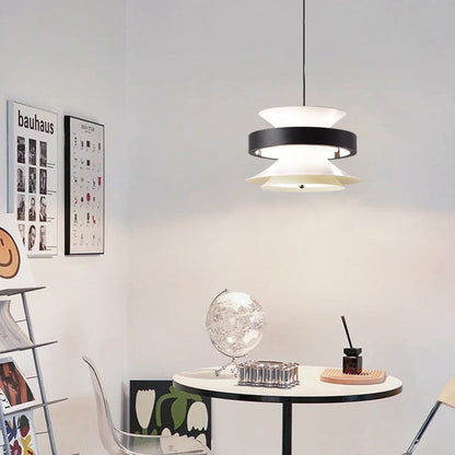 مصباح LED معلق بتصميم جيروسكوب حلقي متحرك مصنوع من الحديد والألومنيوم والأكريليك لغرفة الطعام 