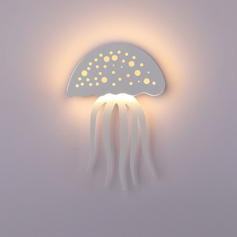 مصباح حائط LED بتصميم قنديل البحر المصنوع من الحديد الأكريليكي المعاصر لغرفة النوم 