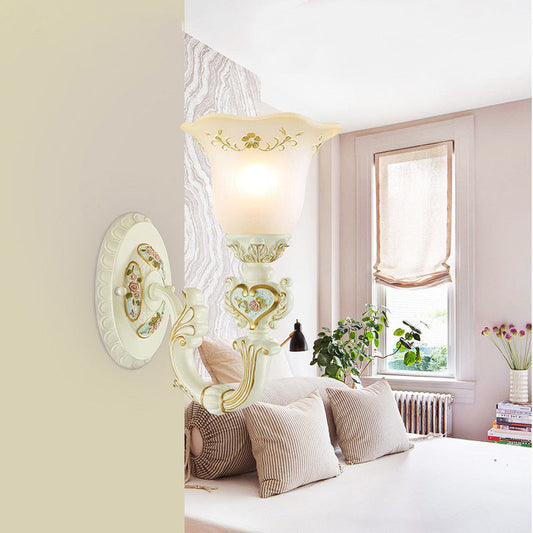 Traditional European Resin Glass Floral Carved 1-Light Wall Sconce Lamp For Bedside