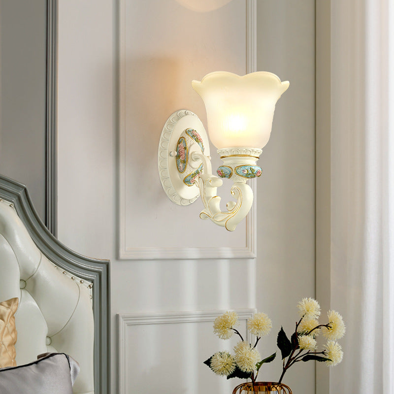 Traditional European Resin Glass Floral Carved 1-Light Wall Sconce Lamp For Bedside