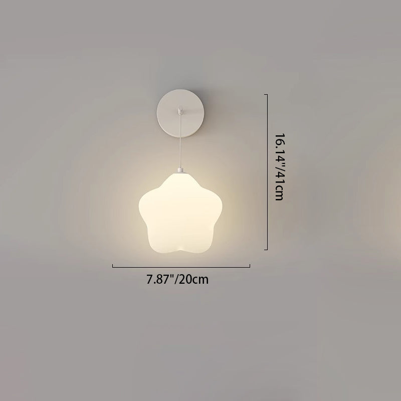 مصباح حائط LED بتصميم نجمة حديدية بسيط وعصري بجانب السرير 