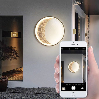 مصباح حائط LED بتصميم دائري على شكل قمر من الراتنج بتصميم آرت ديكو عصري للممر