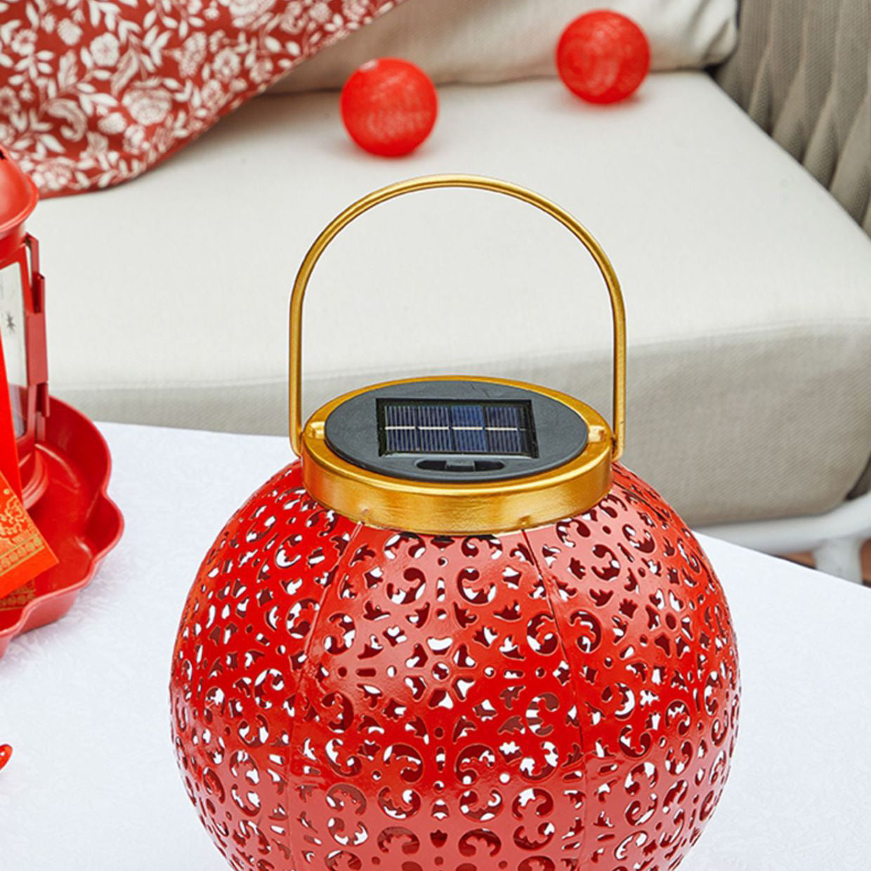 Traditional Chinese Solar Waterproof Iron Hollowed Lantern LED Outdoor Light Landscape Lighting For Garden