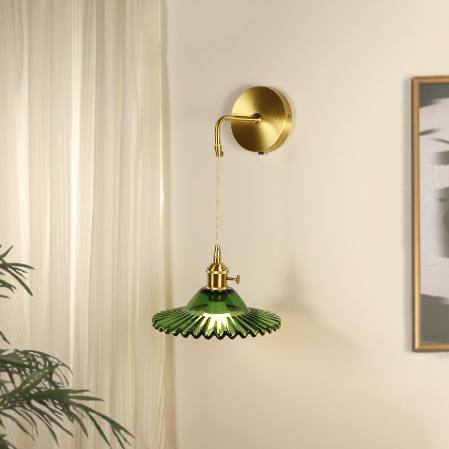 Contemporary Retro Rechargeable Brass Glass Scalloped Skirt 1-Light Wall Sconce Lamp For Bedside