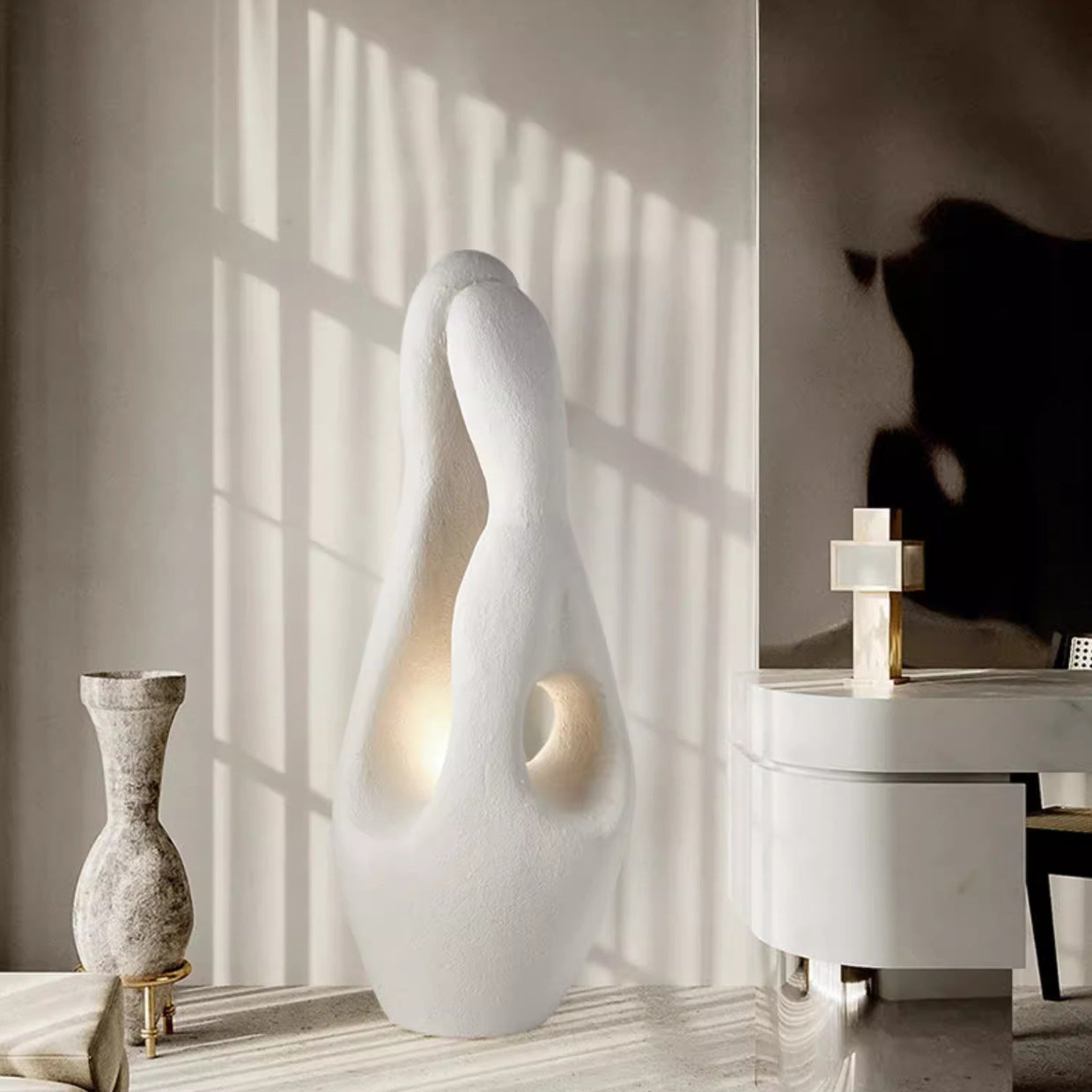 Contemporary Creative Polystyrene Irregular Statue 1-Light Standing Floor Lamp For Living Room