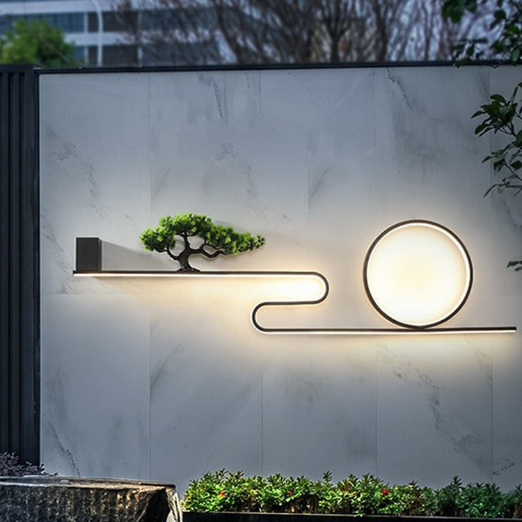 مصباح حائط LED دائري من الألومنيوم المقاوم للماء يعمل بالطاقة الشمسية بتصميم عصري من مادة البولي فينيل كلوريد لشجرة الصنوبر للفناء الخارجي 