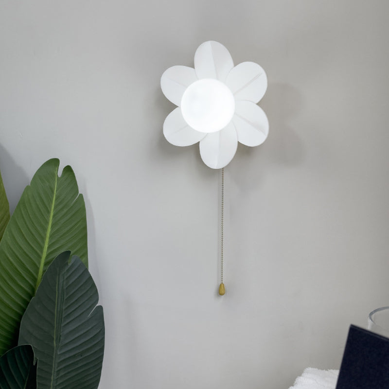 Contemporary Nordic Resin Glass Iron Flower Pull Chain 1-Light Wall Sconce Lamp For Bedside