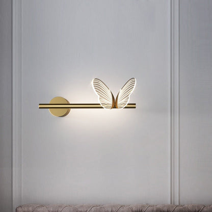 مصباح حائط LED بتصميم فراشة مصنوع من الحديد والألومنيوم والأكريليك بتصميم معاصر على شكل فراشة لوضعه بجانب السرير 