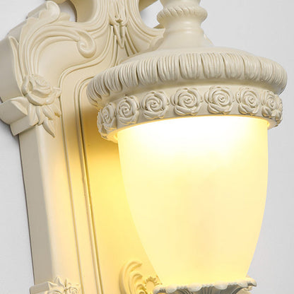 Traditional French Resin Hardware Glass Candlestick Shell Carved 1-Light Wall Sconce Lamp For Bedside