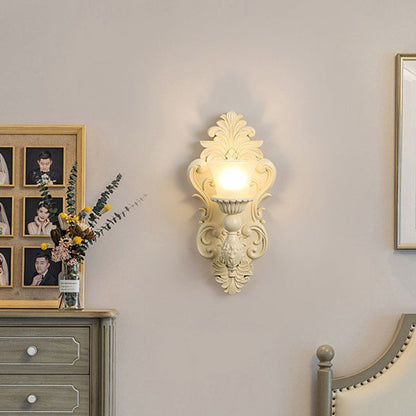 Traditional French Resin Hardware Glass Candlestick Shell Carved 1-Light Wall Sconce Lamp For Bedside