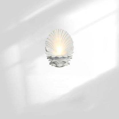 Traditional French Resin Hardware Glass Candlestick Shell Carved 1-Light Wall Sconce Lamp For Bedside