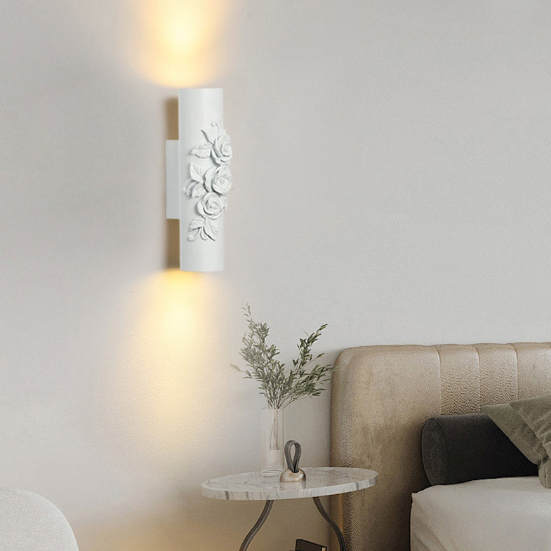 Traditional French Resin Hardware Candlestick Roman Column Carved Rose 1-Light Wall Sconce Lamp For Bedside