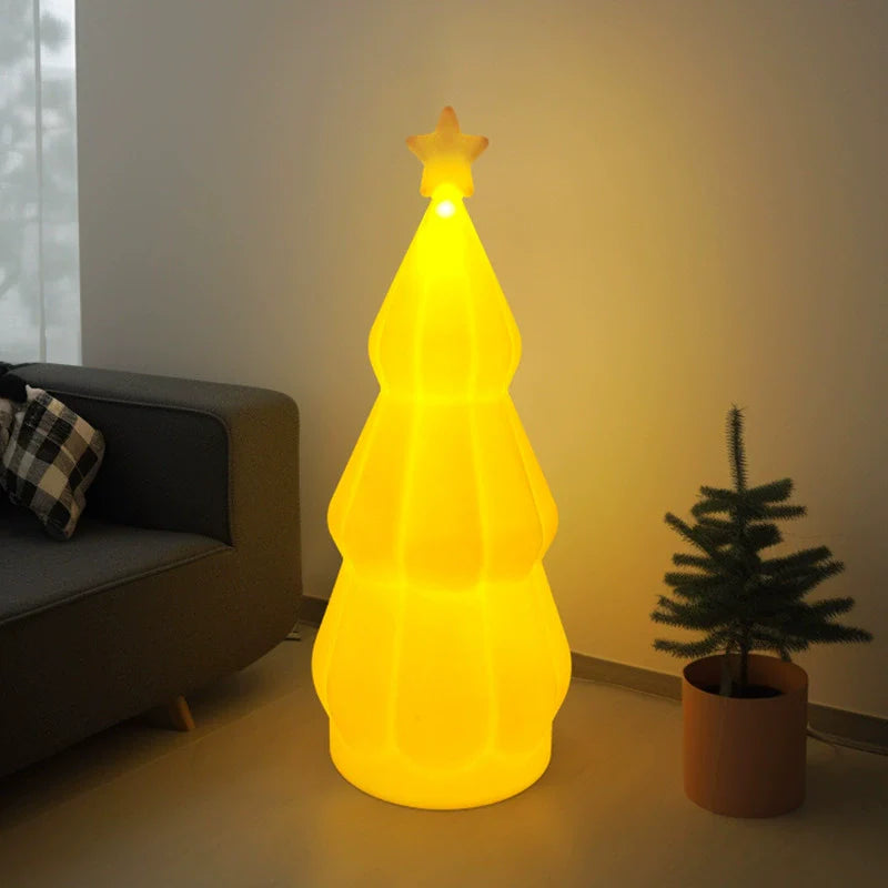 Contemporary Creative Solar Rechargeable Waterproof PE Christmas Tree Decoration LED Standing Floor Lamp Outdoor Light For Outdoor Patio