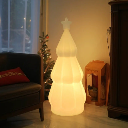 Contemporary Creative Solar Rechargeable Waterproof PE Christmas Tree Decoration LED Standing Floor Lamp Outdoor Light For Outdoor Patio