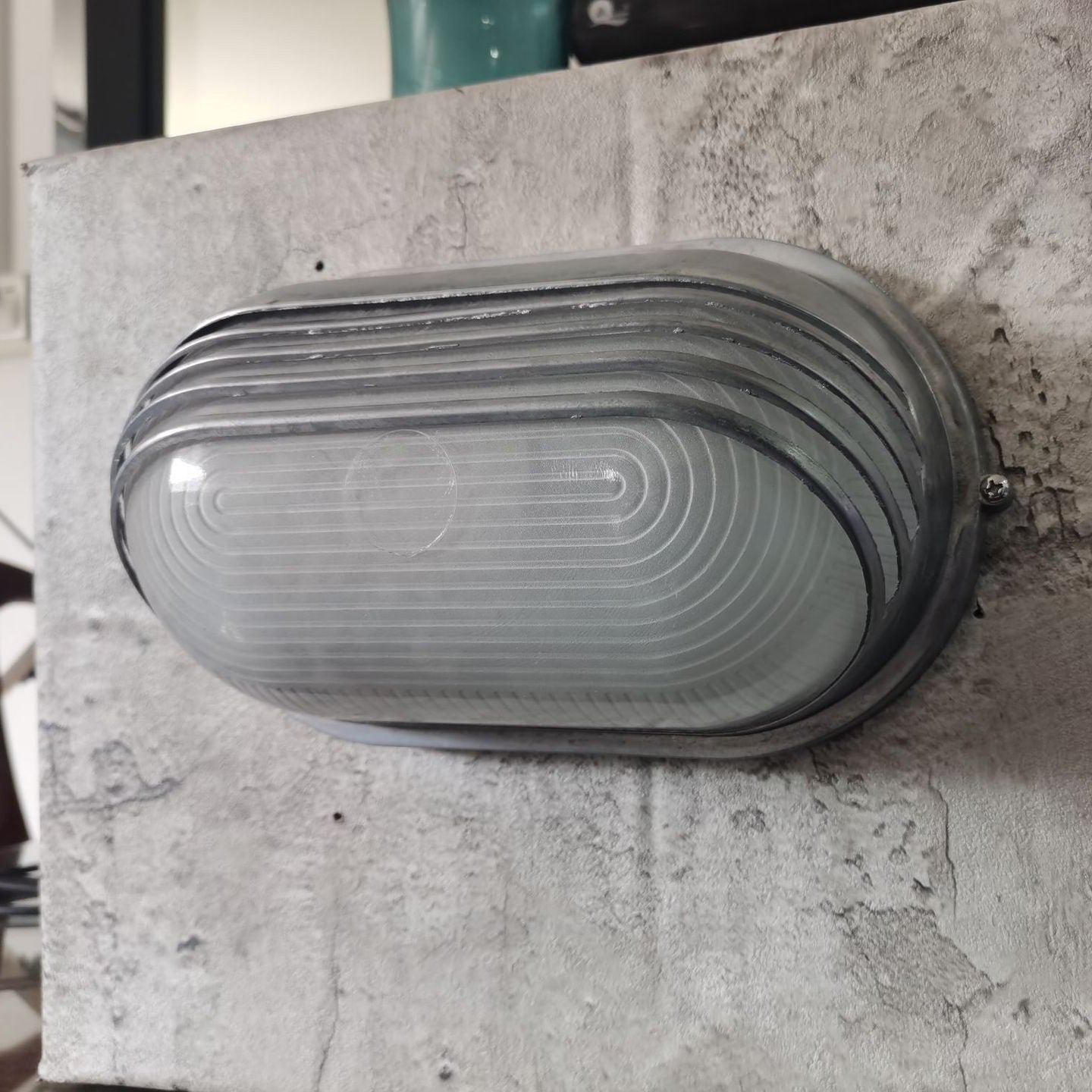Contemporary Industrial Waterproof Aluminum Glass Frosted Oval Striped 1-Light Wall Sconce Lamp For Outdoor Patio