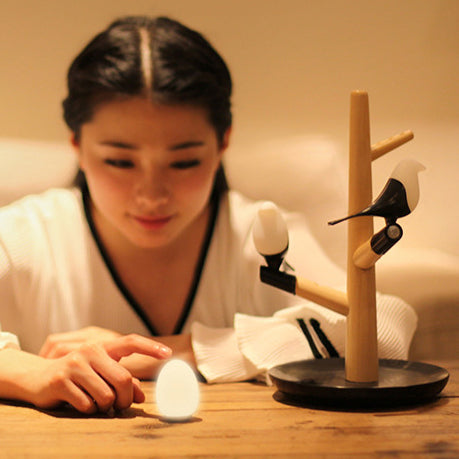 Contemporary Creative PC ABS Wood Silicone Magpie Branch LED Motion Sensor Night Light Table Lamp For Bedroom