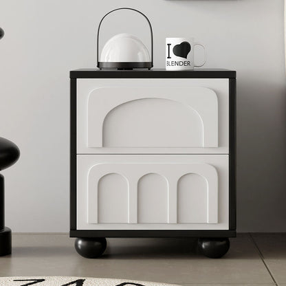 現代的なスカンジナビアのスクエア型無垢材多層ボードMDFナイトスタンド 寝室用 2段引き出し