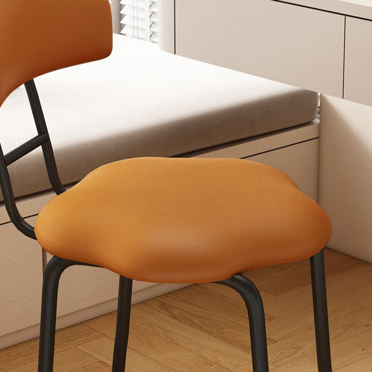 Contemporary Nordic Cloud Shape Cushion Synthetic Leather Carbon Steel Vanity Stool Backrest Armless For Bedroom
