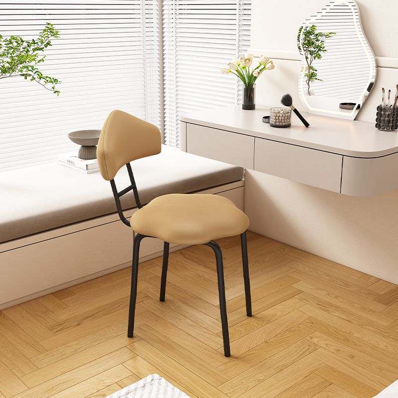 Contemporary Nordic Cloud Shape Cushion Synthetic Leather Carbon Steel Vanity Stool Backrest Armless For Bedroom