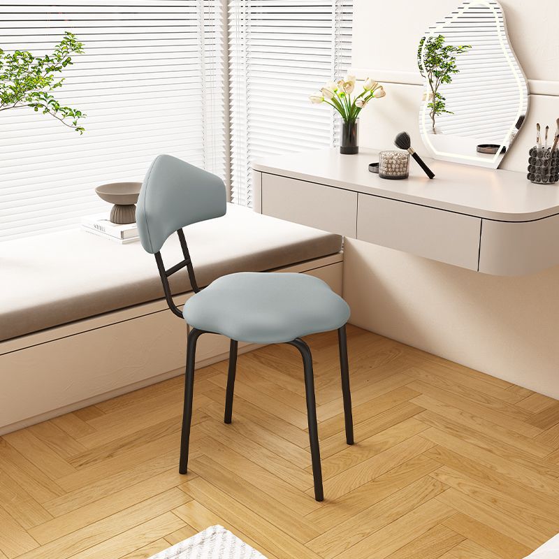 Contemporary Nordic Cloud Shape Cushion Synthetic Leather Carbon Steel Vanity Stool Backrest Armless For Bedroom
