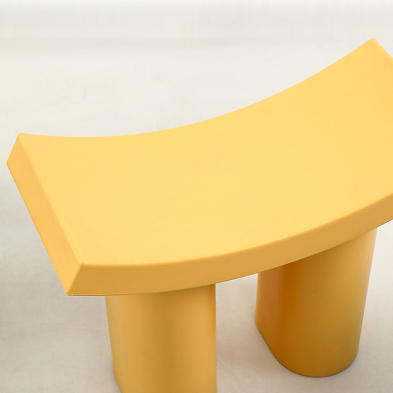 Contemporary Nordic Plastic Curved Cylinder Low Stool For Entryway, Bedroom, Living Room