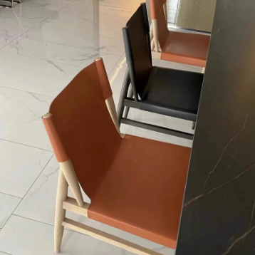 Modern Minimalist Synthetic Leather & Wood Curved Square Dining Chair For Dining Room And Living Room