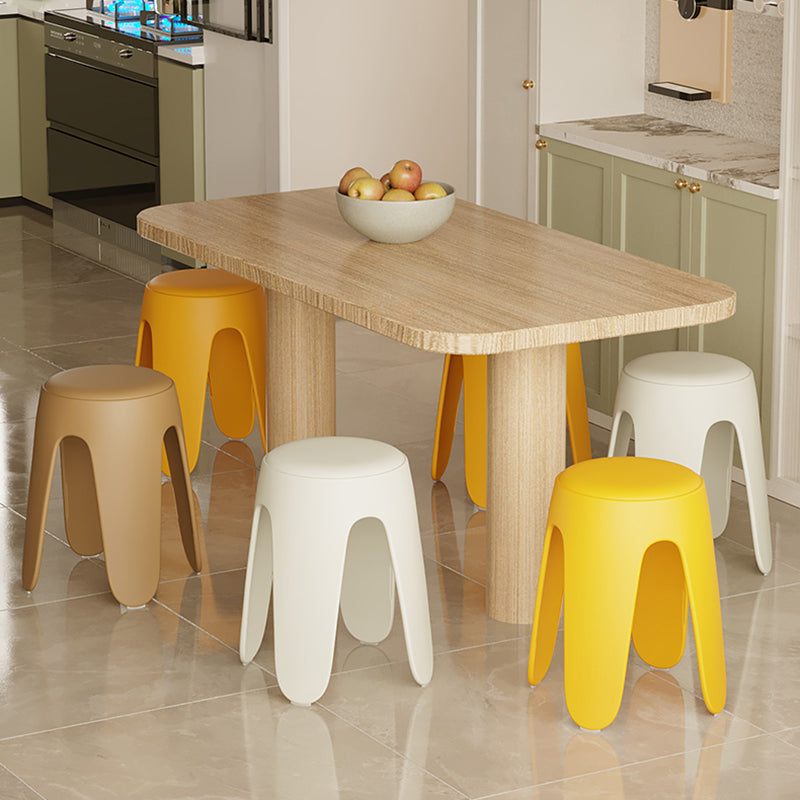 Contemporary Scandinavian Round PU Leather Upholstered Plastic Stackable Chair For Bedroom