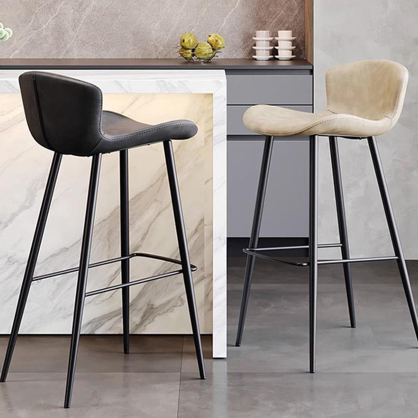Contemporary Scandinavian Curved Faux Leather Carbon Steel High Legs Bar Stool Footrest For Dining Room