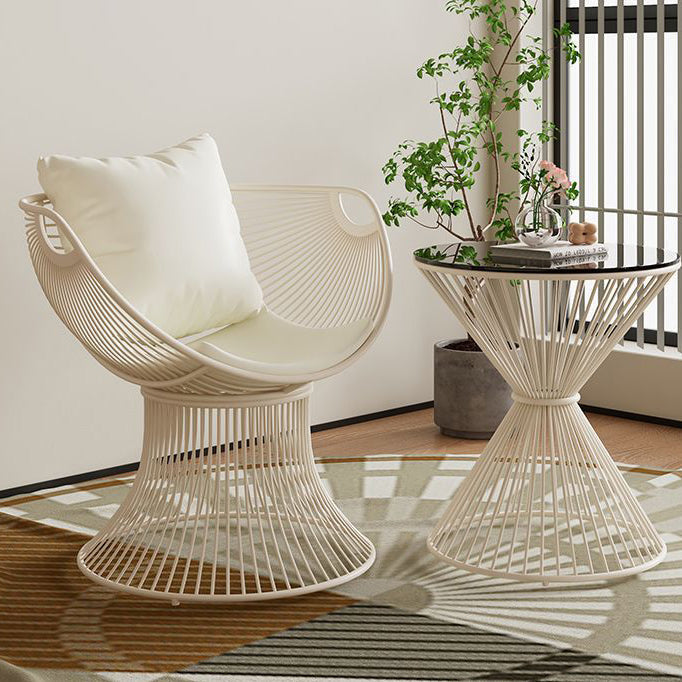 Contemporary Scandinavian Scalloped Iron Frame Hollow Dining Chair Backrest For Dining Room