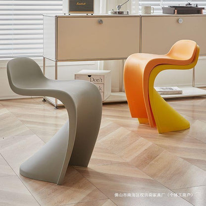 Contemporary Creative Arc Plastic Stackable Vanity Stool Low Back For Bedroom