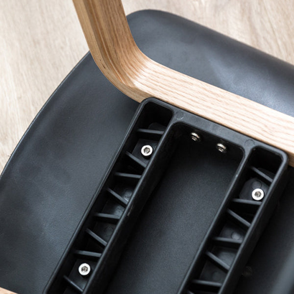 Contemporary Scandinavian Oval PP Solid Wood Bar Stool Backrest For Dining Room