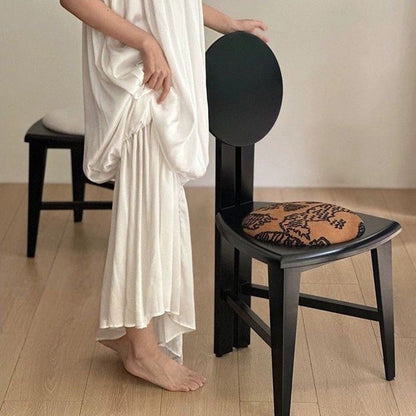 Modern Mid-Century Triangle Seat Solid Wood Dining Chair With Round Backrest For Dining Room