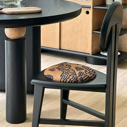 Modern Mid-Century Triangle Seat Solid Wood Dining Chair With Round Backrest For Dining Room